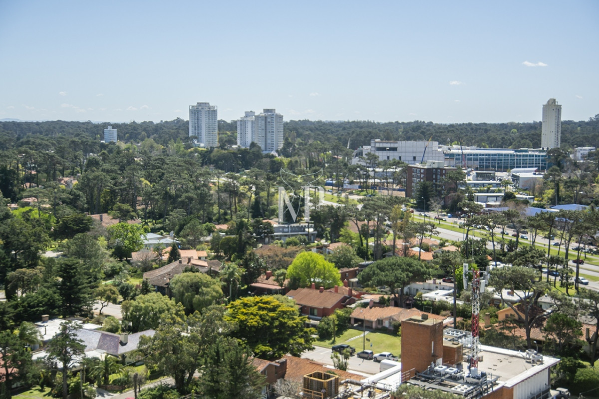 Apartamento ID.42 - MIAMI BOULEVARD, PUNTA DEL ESTE, PLAYA MANSA, DOS DORMITORIOS , PRIMERAS PARADAS 