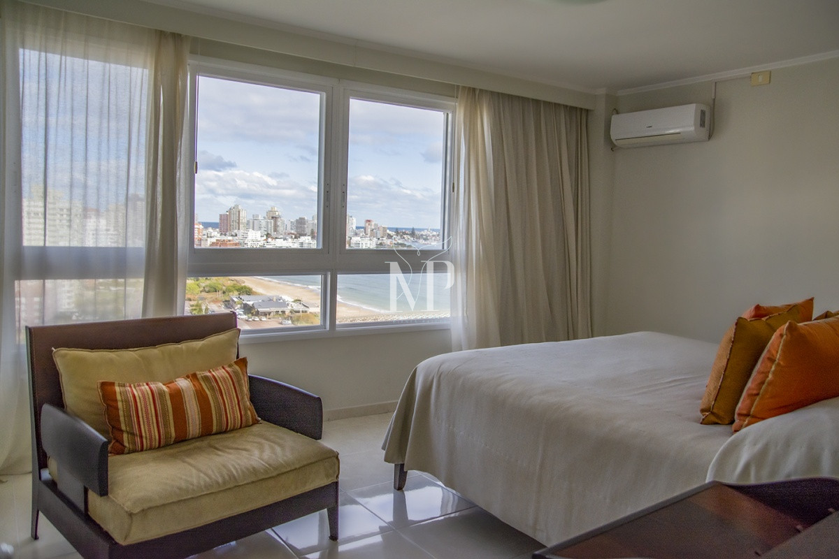 Apartamento ID.62 - Departamento en venta en Millenium Tower, Punta del Este