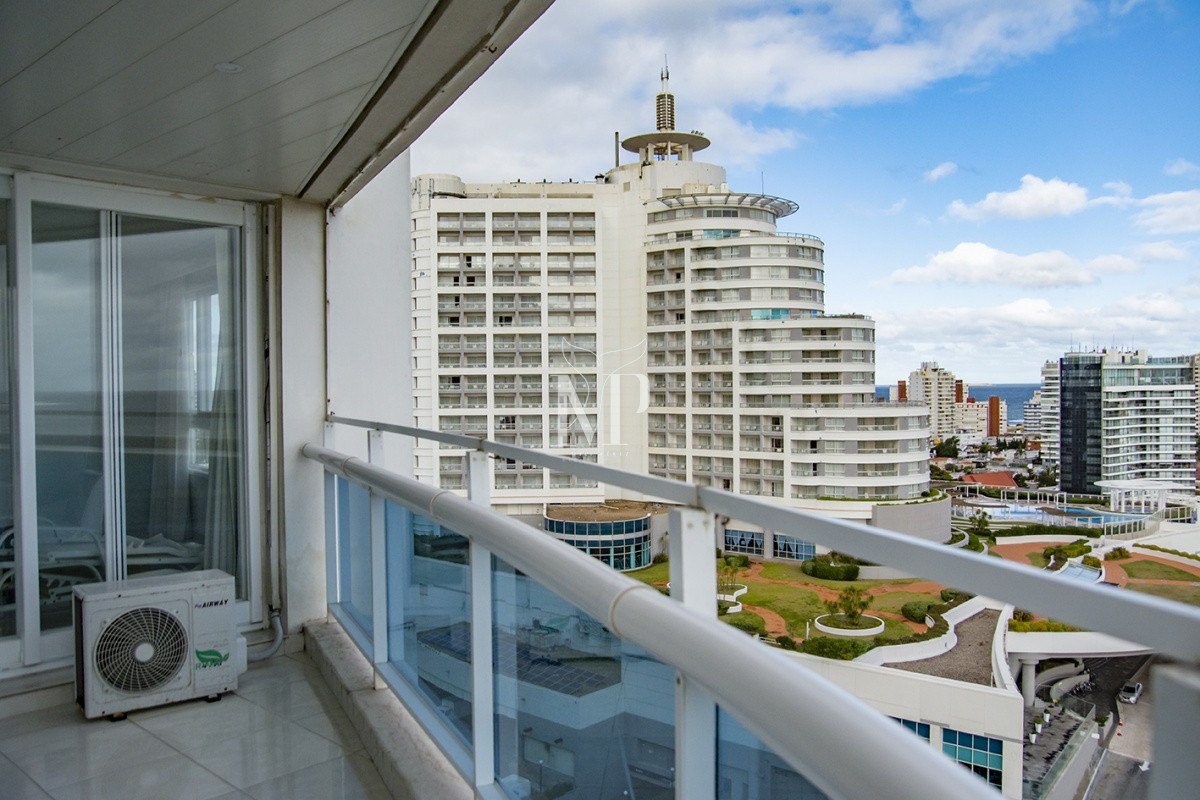 Apartamento ID.62 - Departamento en venta en Millenium Tower, Punta del Este