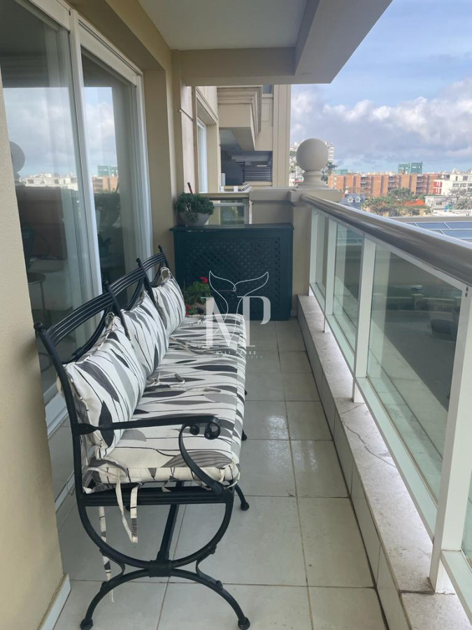 Apartamento ID.64 - Apartamento en venta en Mansa, Punta del Este de 3 dormitorios en suite.