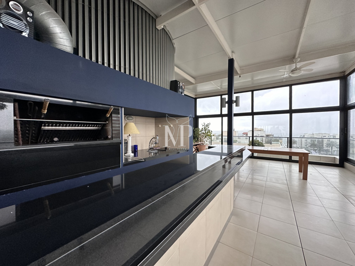 Apartamento ID.66 - Departamento en Portofino con 2 garajes y hermosa vista al Puerto, Punta del Este