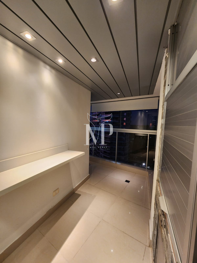 Apartamento ID.42 - MIAMI BOULEVARD, PUNTA DEL ESTE, PLAYA MANSA, DOS DORMITORIOS , PRIMERAS PARADAS 