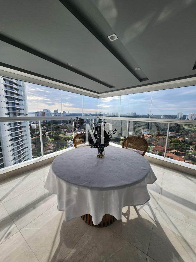 Apartamento ID.143 - EDIFICIO MIAMI BOULEVARD II, UNIDAD LATERAL EN VENTA, 2 DORMITORIOS, PLAYA MANSA, PARRILLERO EN BALCÒN