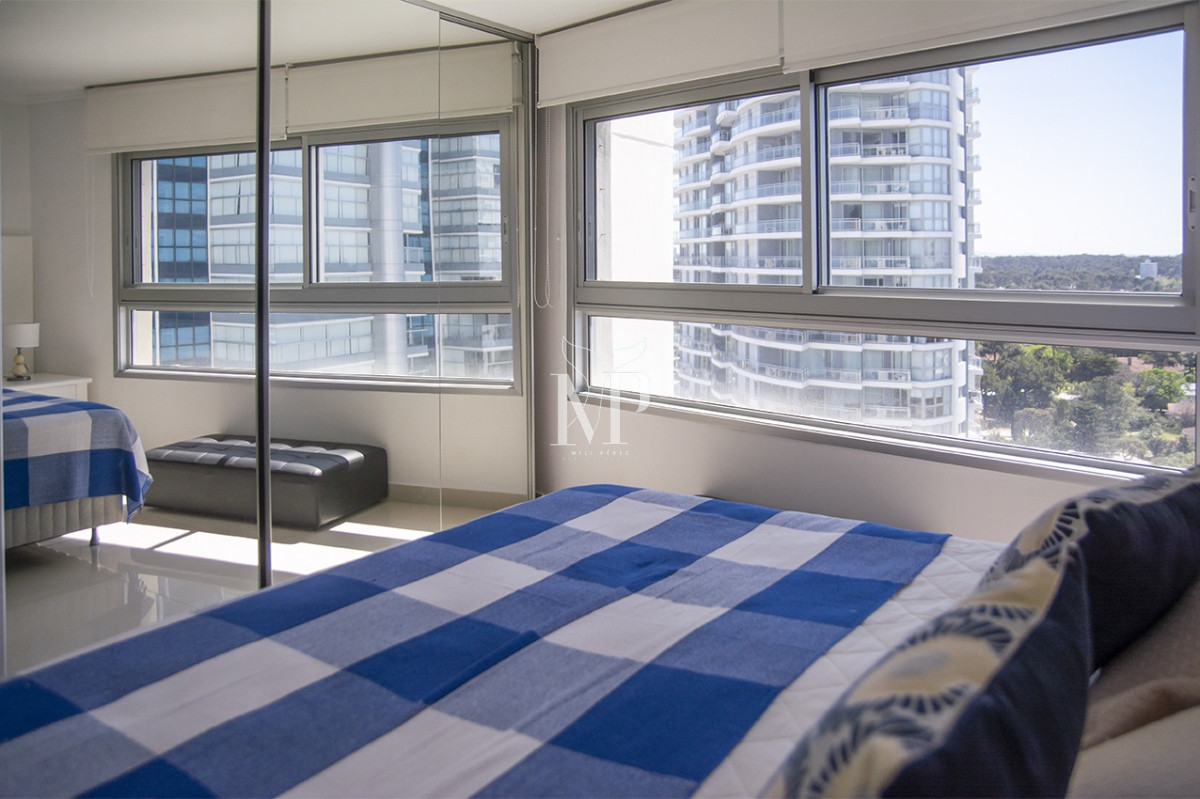 Apartamento ID.42 - MIAMI BOULEVARD, PUNTA DEL ESTE, PLAYA MANSA, DOS DORMITORIOS , PRIMERAS PARADAS 