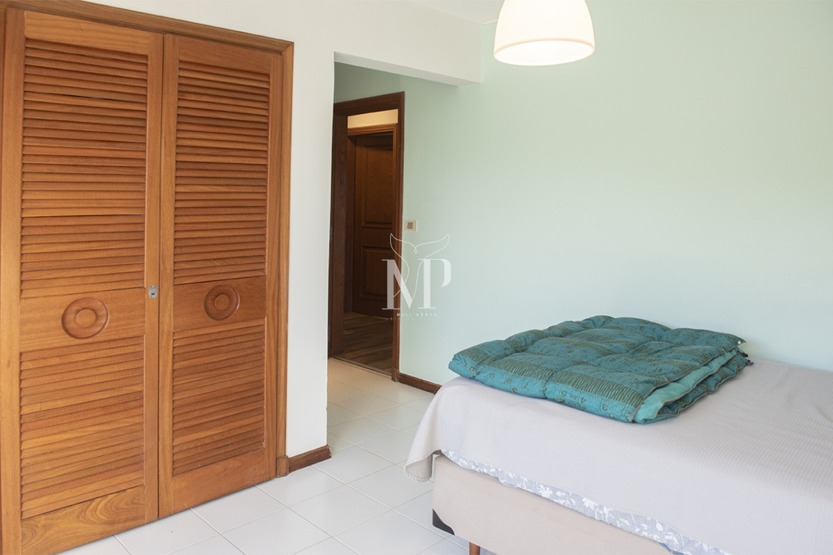 Apartamento ID.74 - Tu Refugio Frente al Mar en Brava - Punta del Este, Departamento de 4 dormitorios en venta