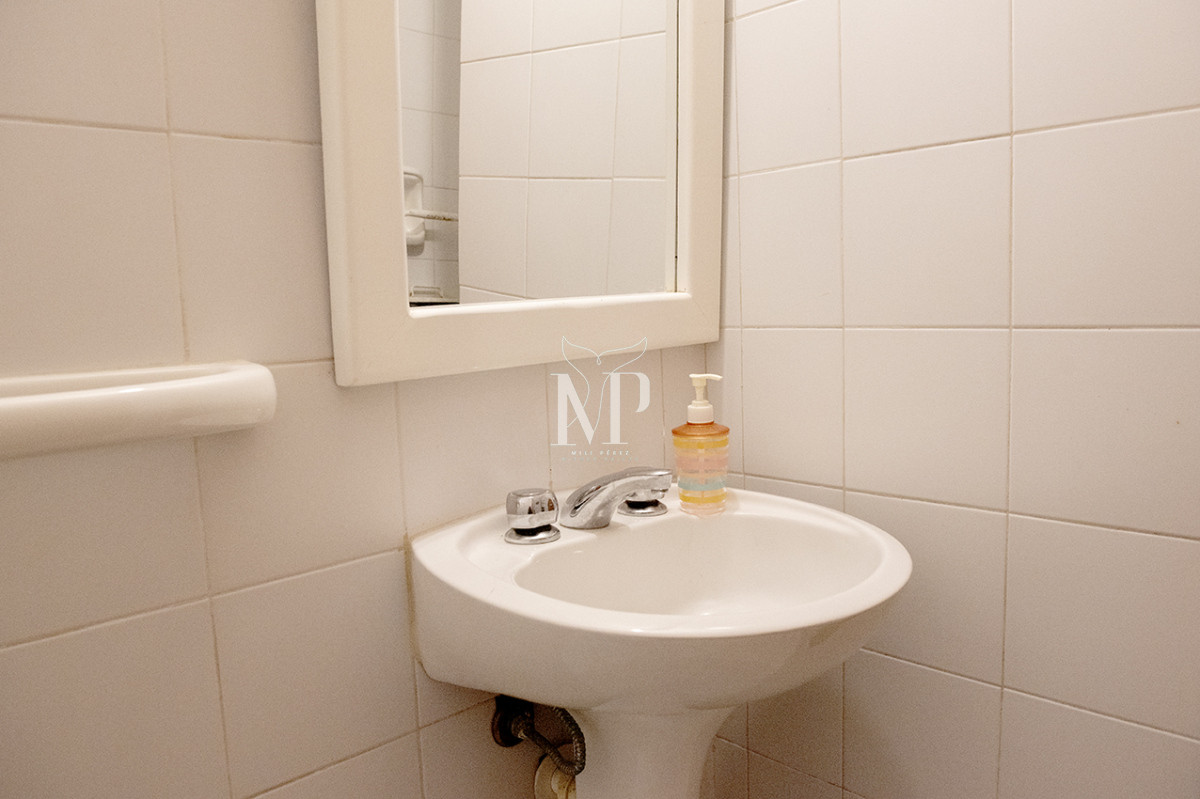 Apartamento ID.74 - Tu Refugio Frente al Mar en Brava - Punta del Este, Departamento de 4 dormitorios en venta