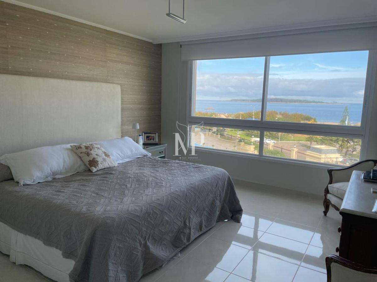 Apartamento ID.64 - Apartamento en venta en Mansa, Punta del Este de 3 dormitorios en suite.