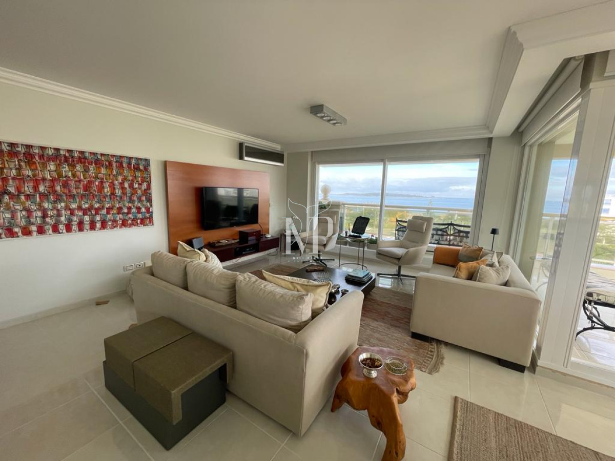 Apartamento ID.64 - Apartamento en venta en Mansa, Punta del Este de 3 dormitorios en suite.
