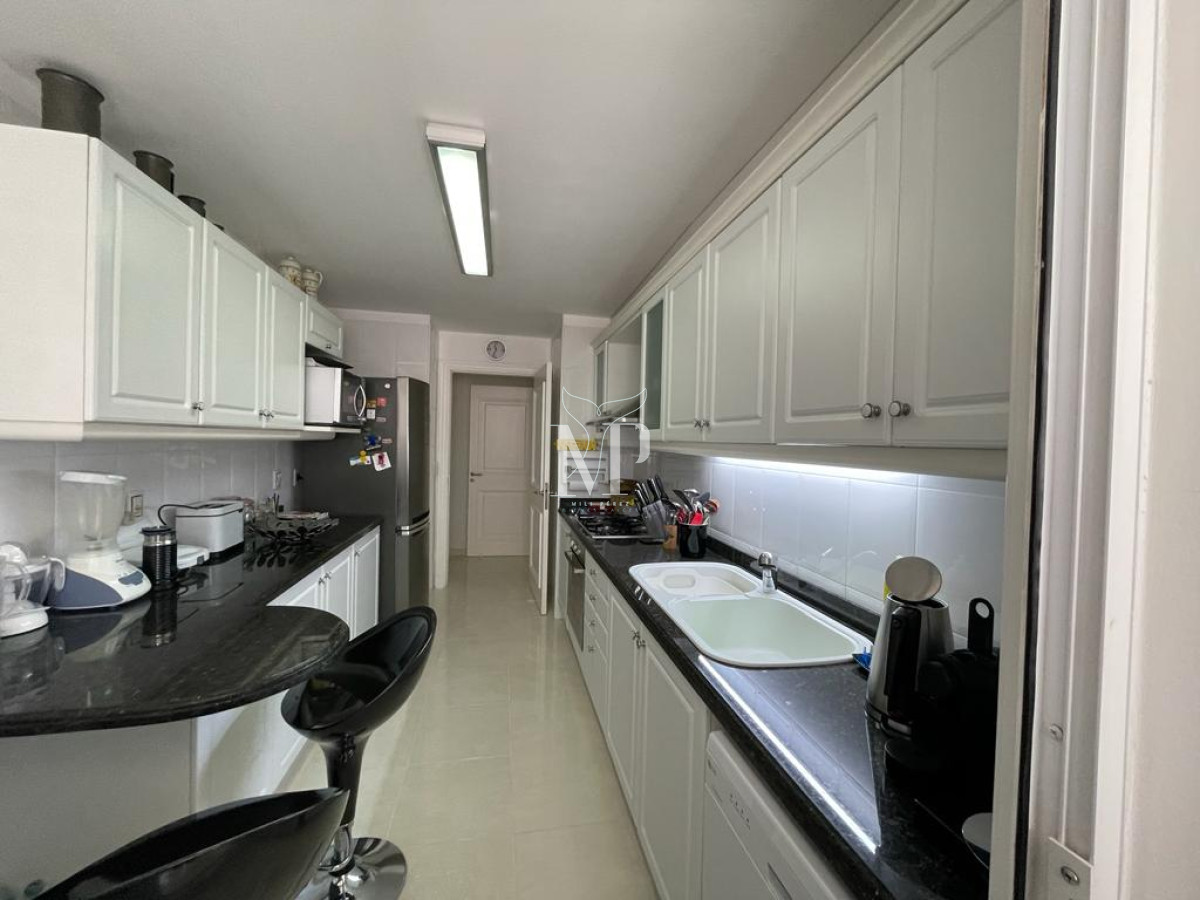 Apartamento ID.64 - Apartamento en venta en Mansa, Punta del Este de 3 dormitorios en suite.