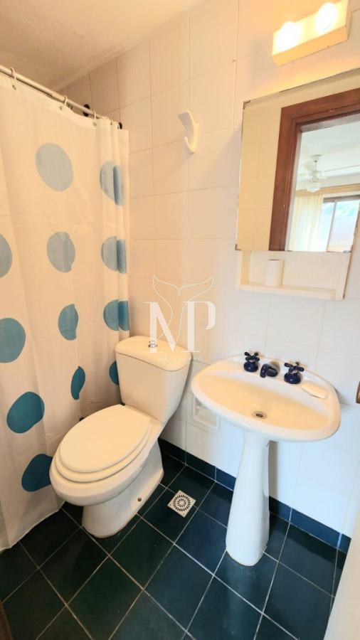 Apartamento ID.135 - En venta apartamento de 3 dormitorios con parrillero y excelente vista en Manantiales