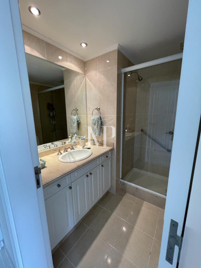 Apartamento ID.64 - Apartamento en venta en Mansa, Punta del Este de 3 dormitorios en suite.