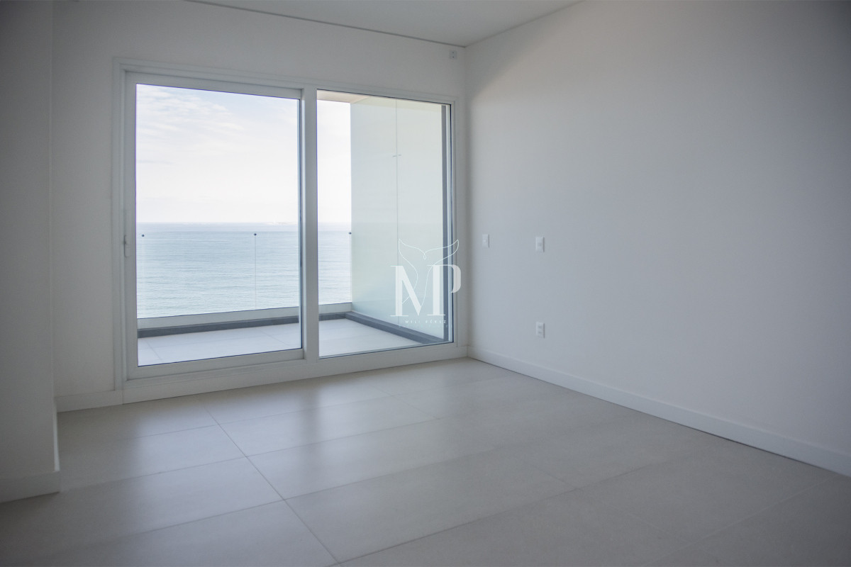 Apartamento ID.45 - Departamento frente al mar en venta, Piso alto. 3 dormitorios. Torre Le Parc,  Punta del Este