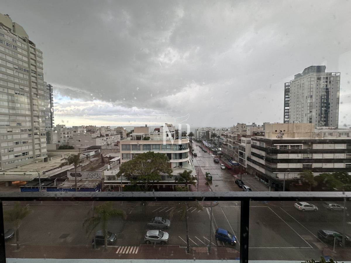 Apartamento ID.66 - Departamento en Portofino con 2 garajes y hermosa vista al Puerto, Punta del Este