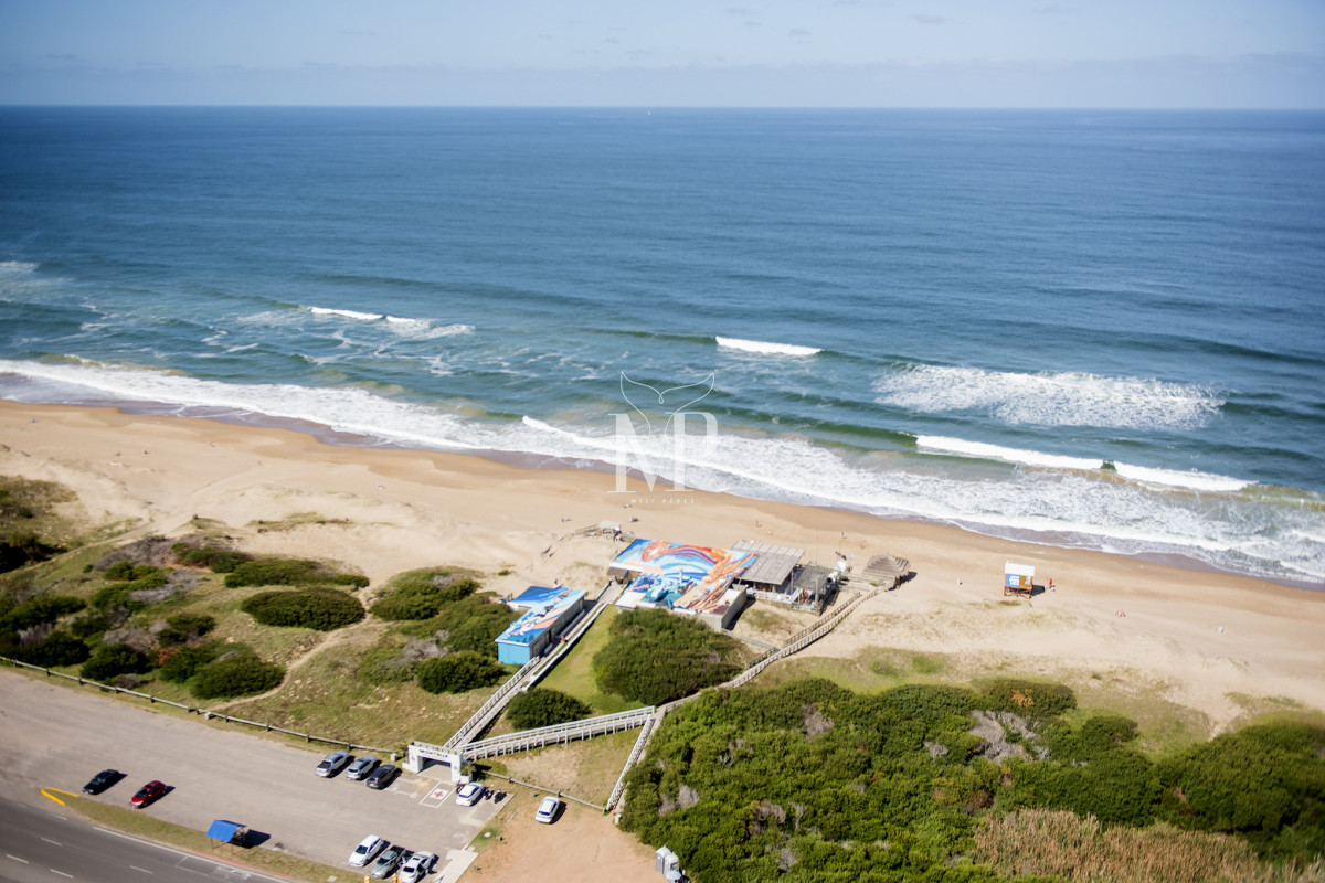 Apartamento ID.45 - Departamento frente al mar en venta, Piso alto. 3 dormitorios. Torre Le Parc,  Punta del Este