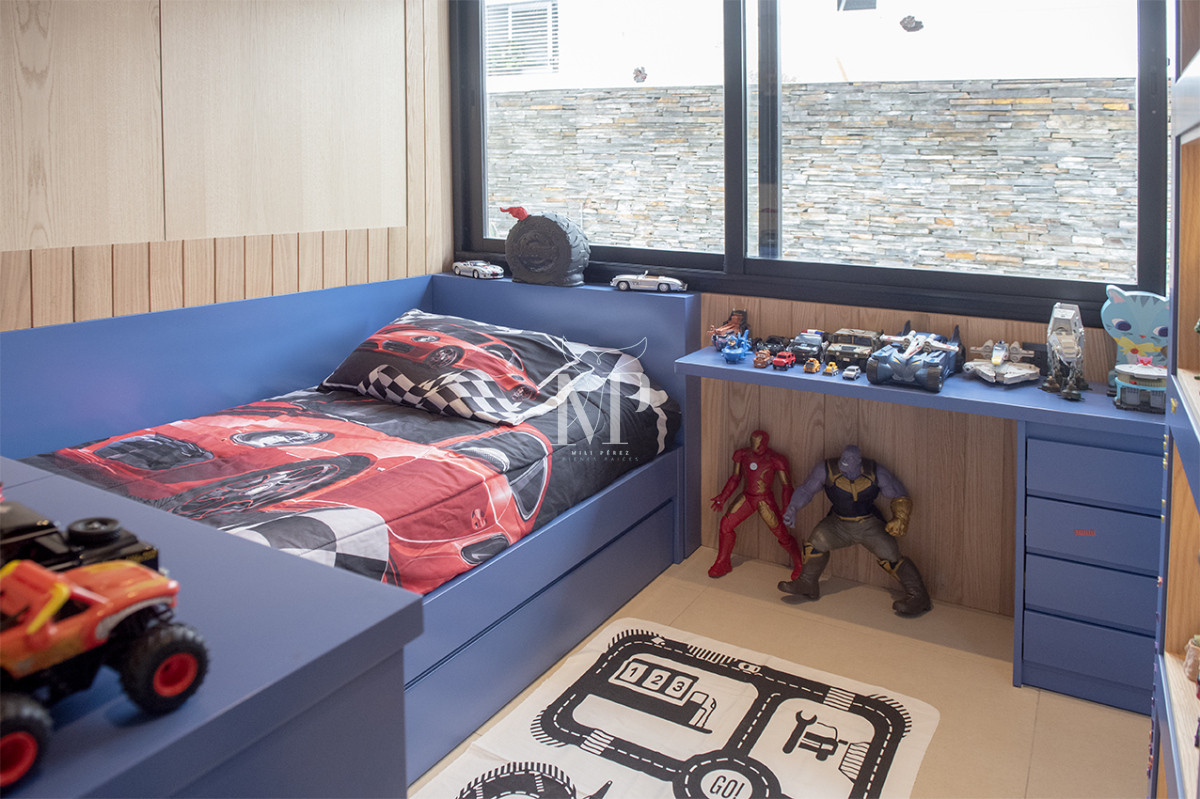 Apartamento ID.65 - Apartamento Único Frente al Mar en Zona Puerto con Piscina Privada.