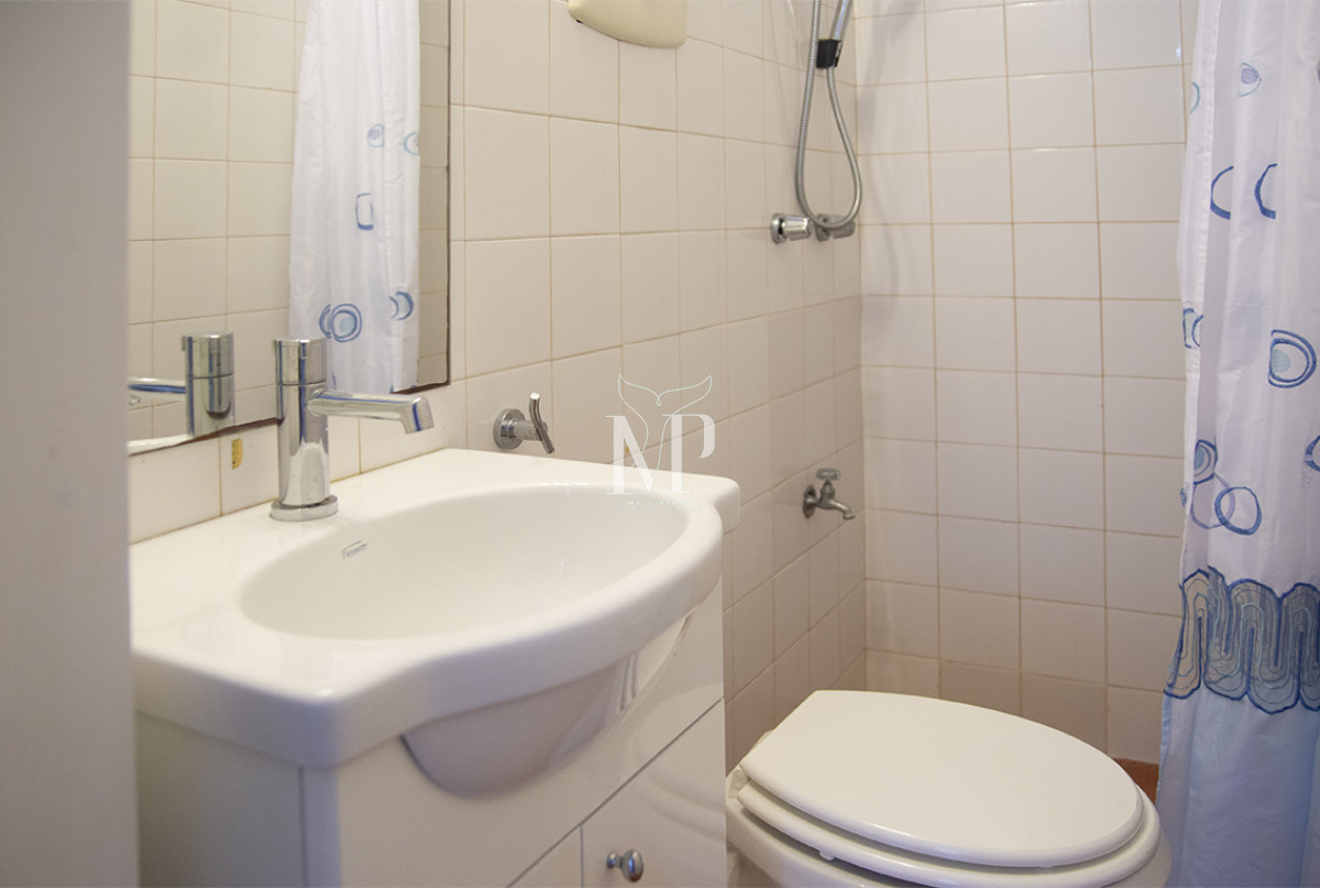 Apartamento ID.75 - Departamento en edificio Esturión, frente al mar, 3 dormitorios en venta