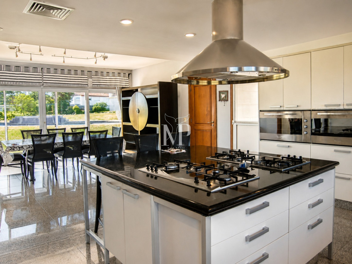 Casa ID.87 - Espectacular Mansion frente al mar, Playa Mansa.