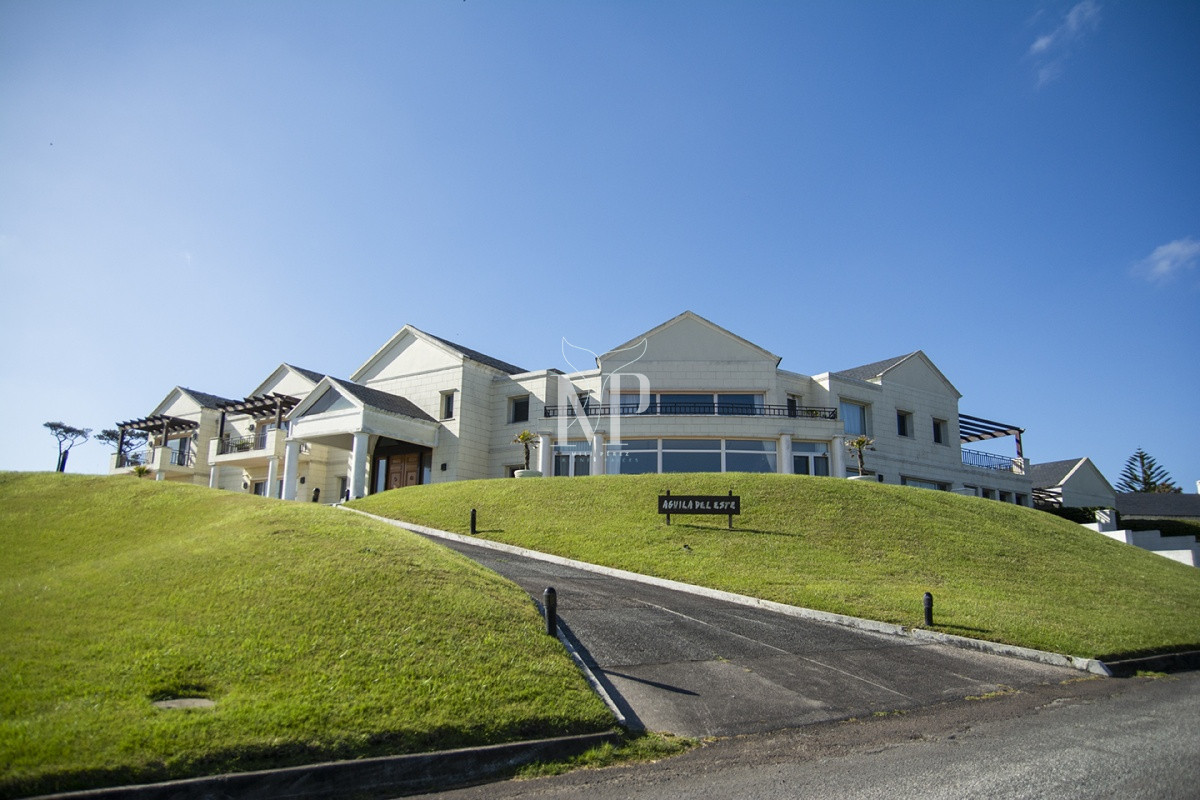 Casa ID.87 - Espectacular Mansion frente al mar, Playa Mansa.