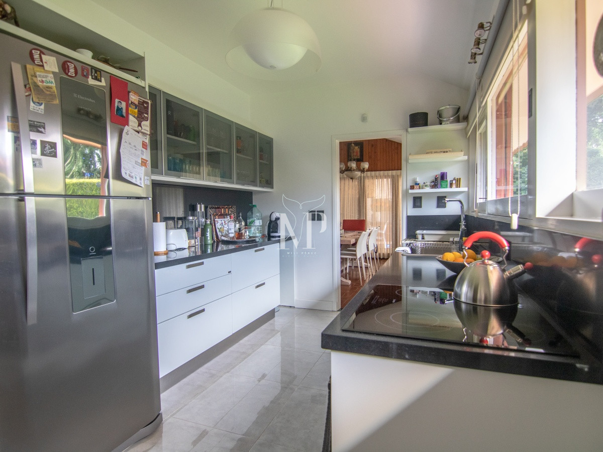 Casa ID.131 - Casa de gran tamaño ubicada en zona de paz y tranquilidad.