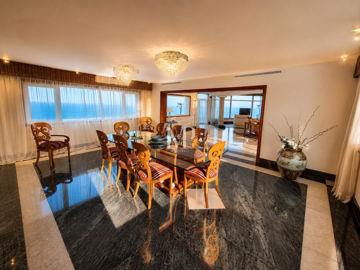 Casa ID.87 - Espectacular Mansion frente al mar, Playa Mansa.