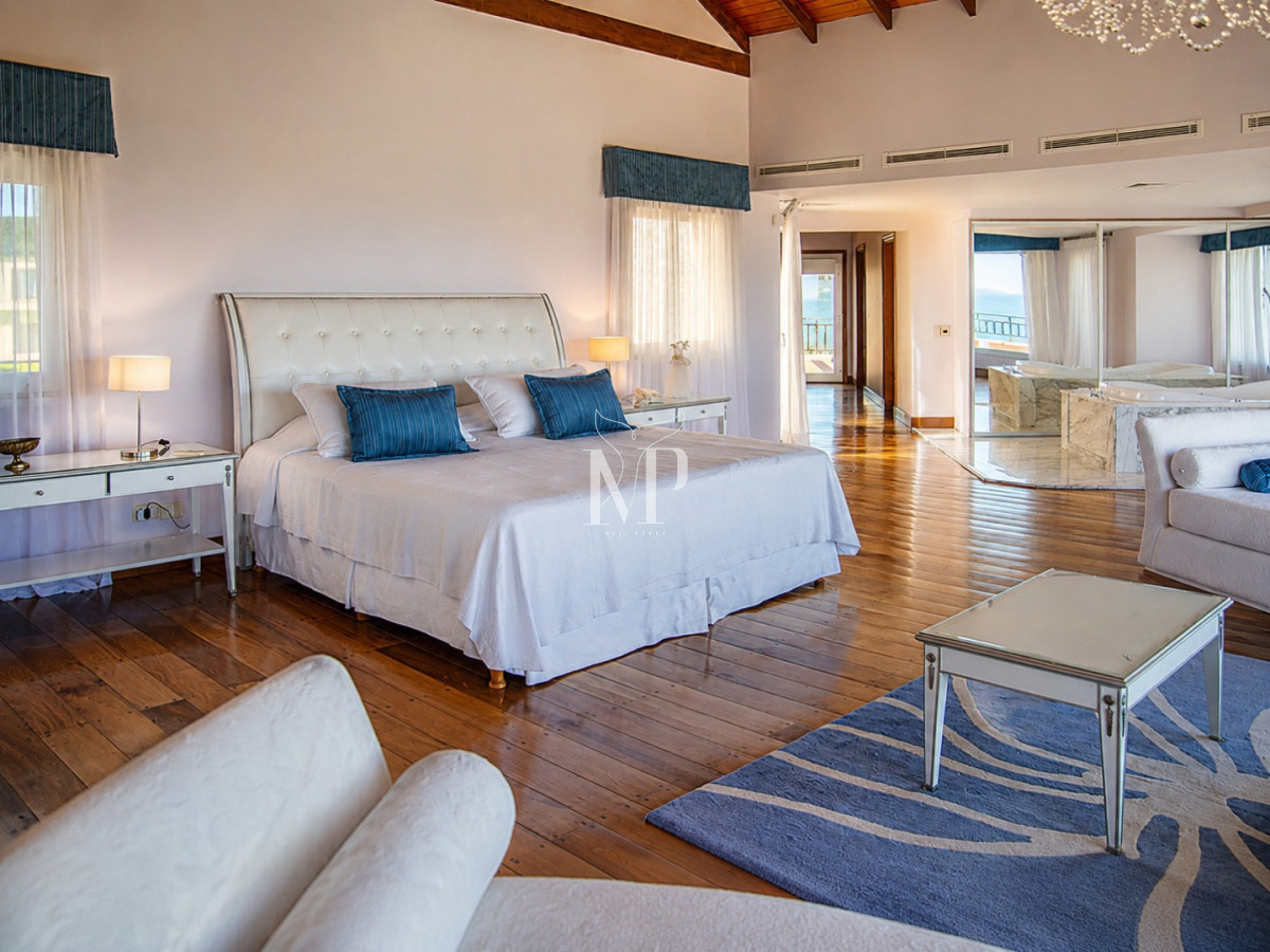 Casa ID.87 - Espectacular Mansion frente al mar, Playa Mansa.