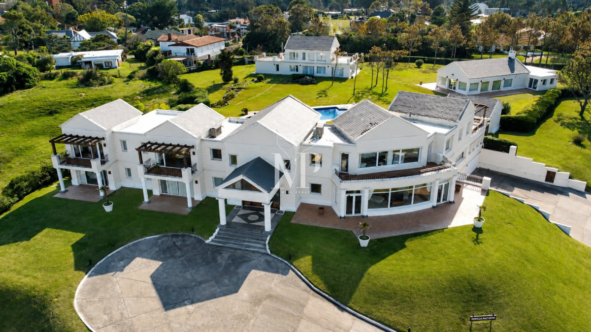 Casa ID.87 - Espectacular Mansion frente al mar, Playa Mansa.