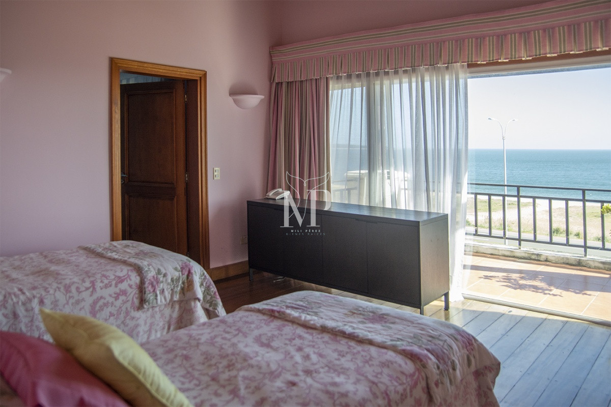 Casa ID.87 - Espectacular Mansion frente al mar, Playa Mansa.