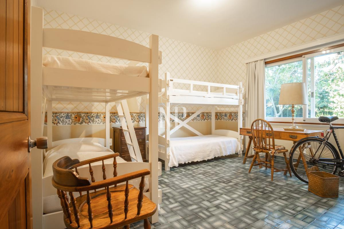 Casa ID.91 - Hermosa casa de 5 dormitorios en venta