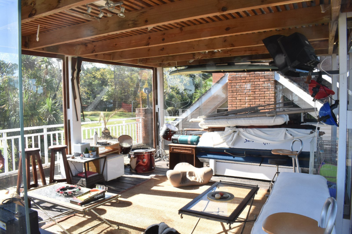 Casa ID.111 - Vende casa espectacular en playa mansa , Punta del Este 