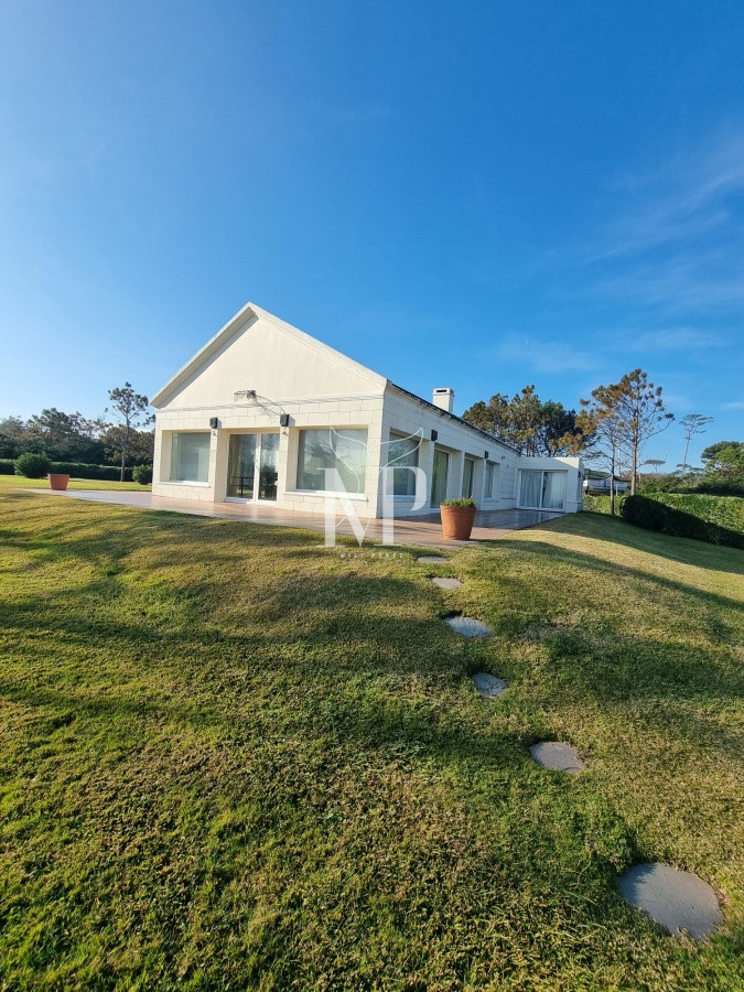 Casa ID.87 - Espectacular Mansion frente al mar, Playa Mansa.