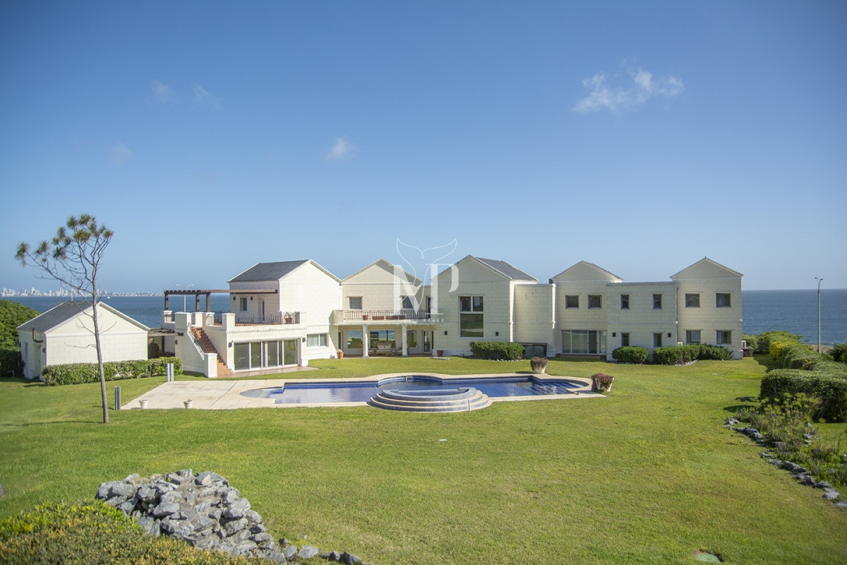 Casa ID.87 - Espectacular Mansion frente al mar, Playa Mansa.