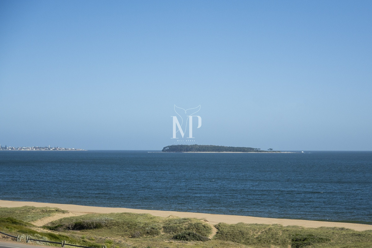 Casa ID.87 - Espectacular Mansion frente al mar, Playa Mansa.