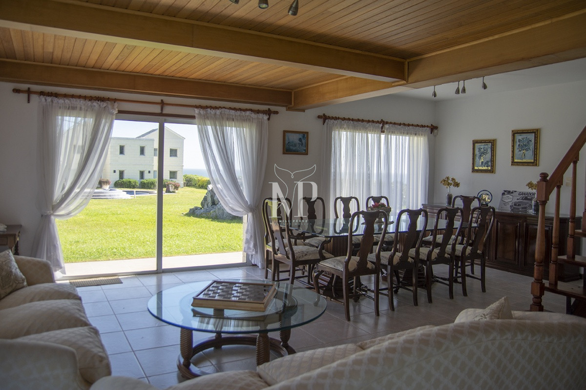 Casa ID.87 - Espectacular Mansion frente al mar, Playa Mansa.