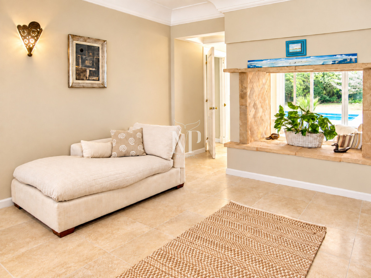 Casa ID.36 - Casa en Venta de 5 dormitorios en el Golf , Punta del este , Playa Bravav