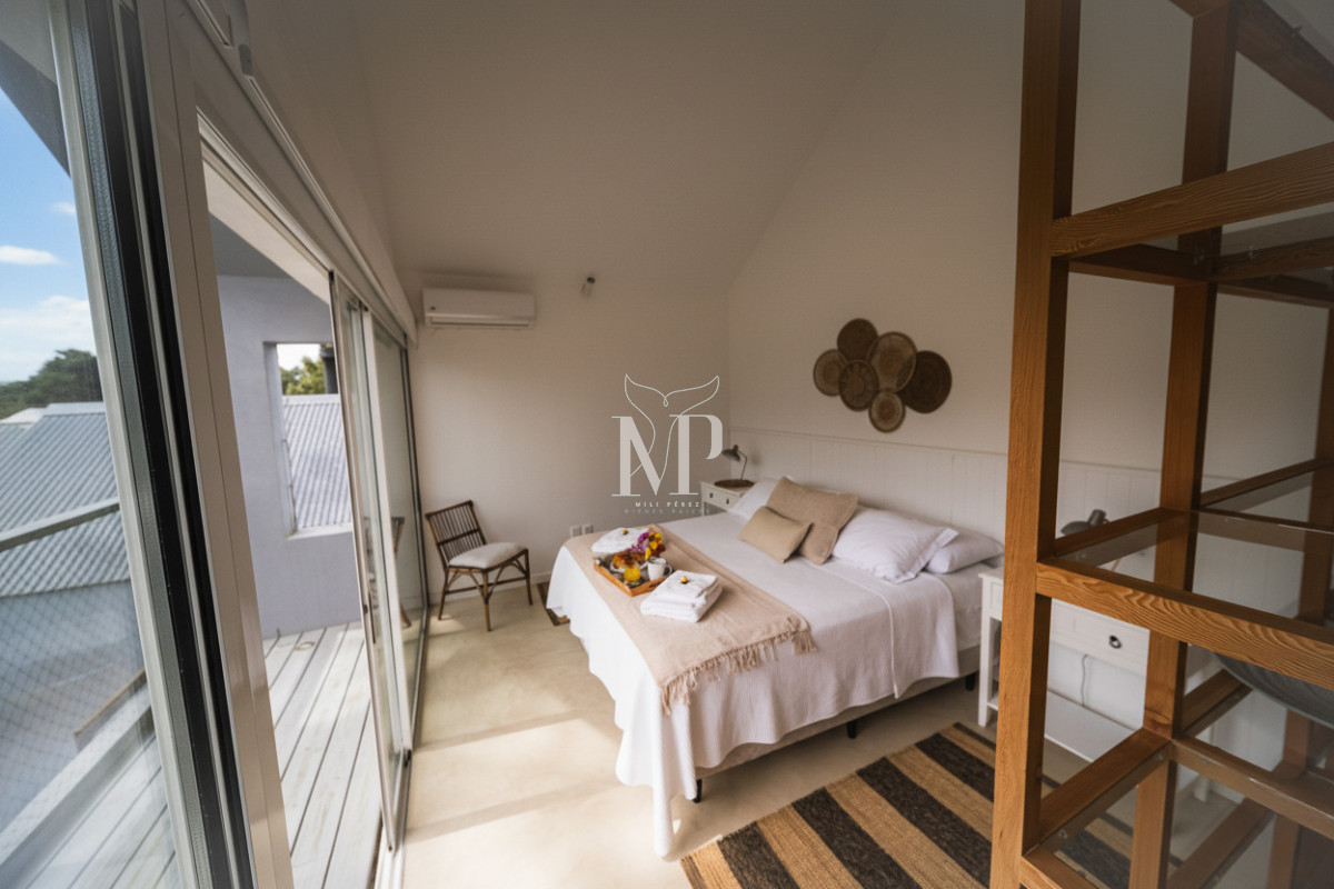 Casa ID.113 - Hermosa casa en venta en José Ignacio de 5 dormitorios 