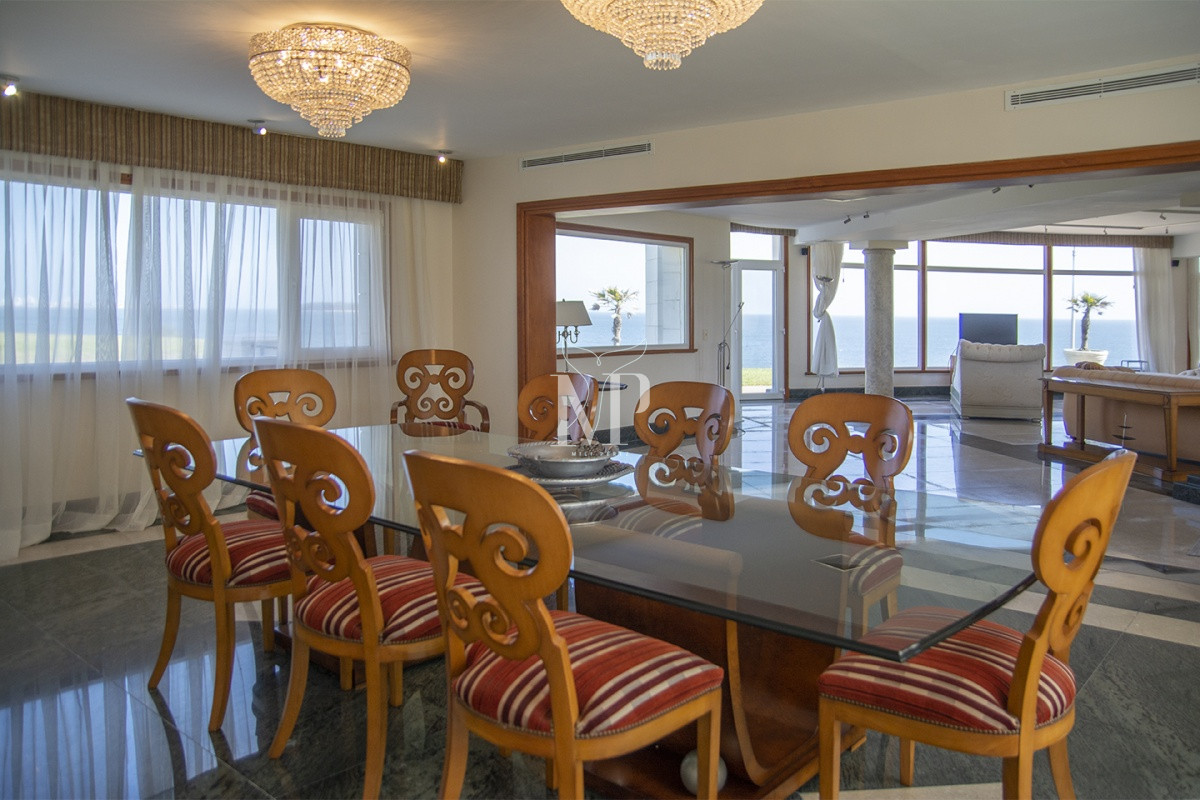 Casa ID.87 - Espectacular Mansion frente al mar, Playa Mansa.