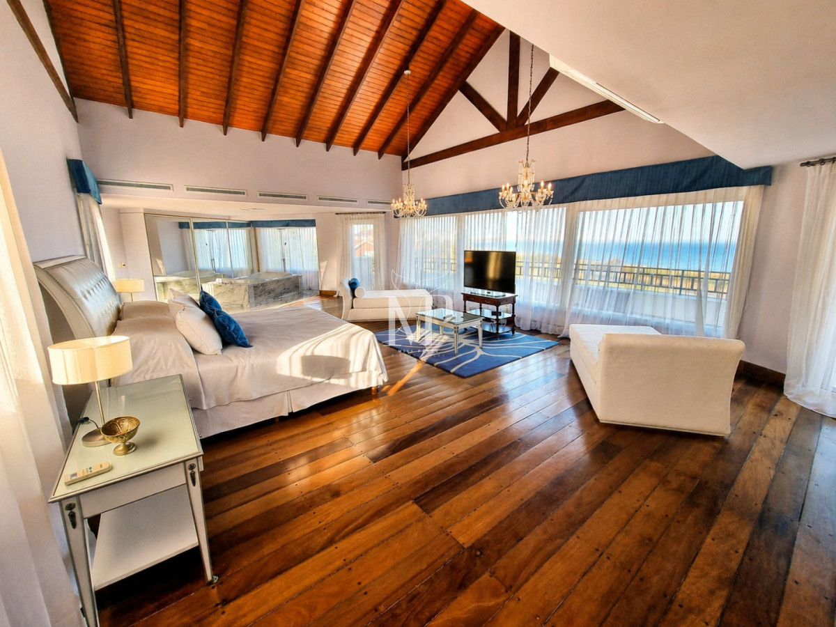 Casa ID.87 - Espectacular Mansion frente al mar, Playa Mansa.