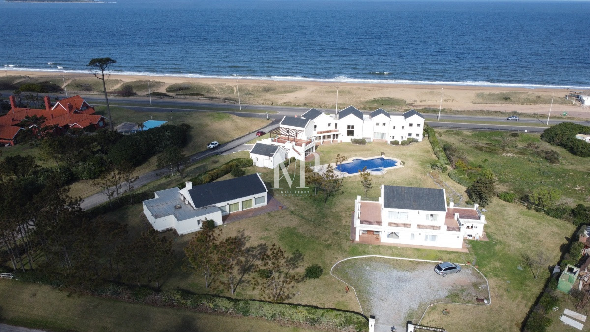 Casa ID.87 - Espectacular Mansion frente al mar, Playa Mansa.