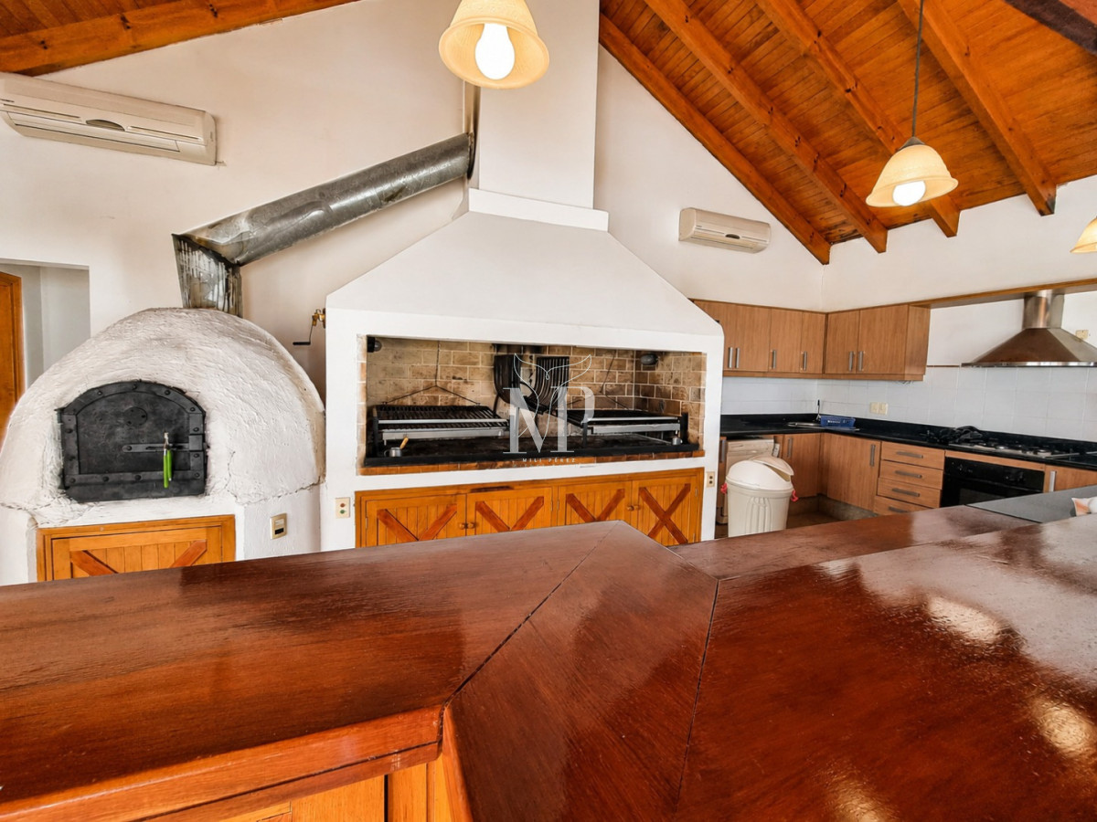 Casa ID.87 - Espectacular Mansion frente al mar, Playa Mansa.