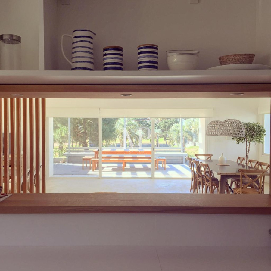 Casa ID.113 - Hermosa casa en venta en José Ignacio de 5 dormitorios 