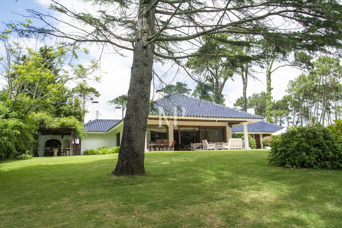 Casa ID.89 - Espectacular casa en ubicacion privilegiada al lado del Club del Golf