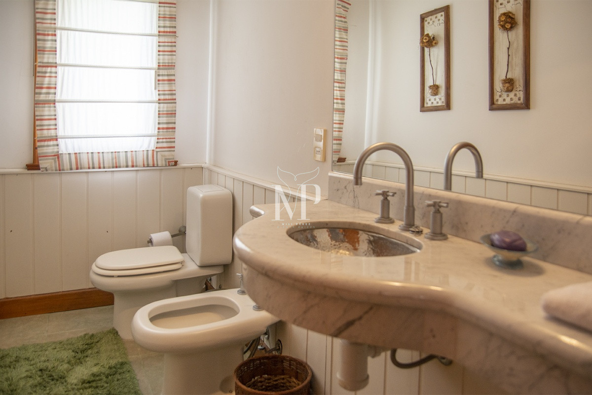 Casa ID.87 - Espectacular Mansion frente al mar, Playa Mansa.