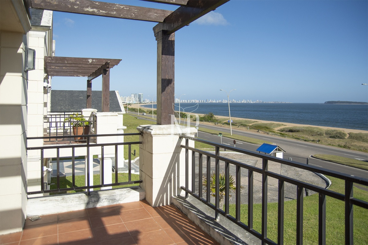 Casa ID.87 - Espectacular Mansion frente al mar, Playa Mansa.