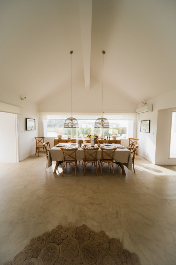 Casa ID.113 - Hermosa casa en venta en José Ignacio de 5 dormitorios 