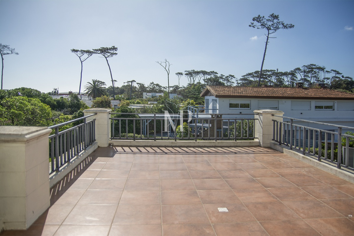 Casa ID.87 - Espectacular Mansion frente al mar, Playa Mansa.