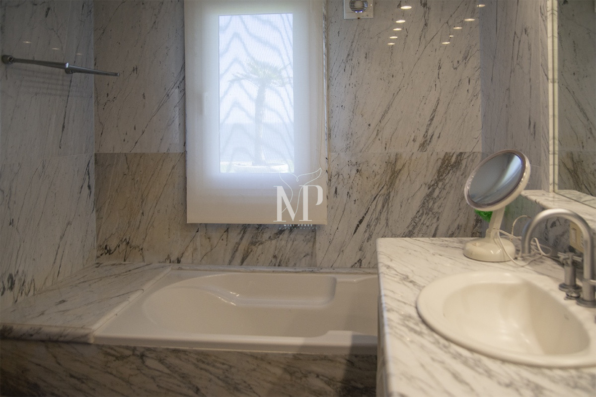 Casa ID.87 - Espectacular Mansion frente al mar, Playa Mansa.