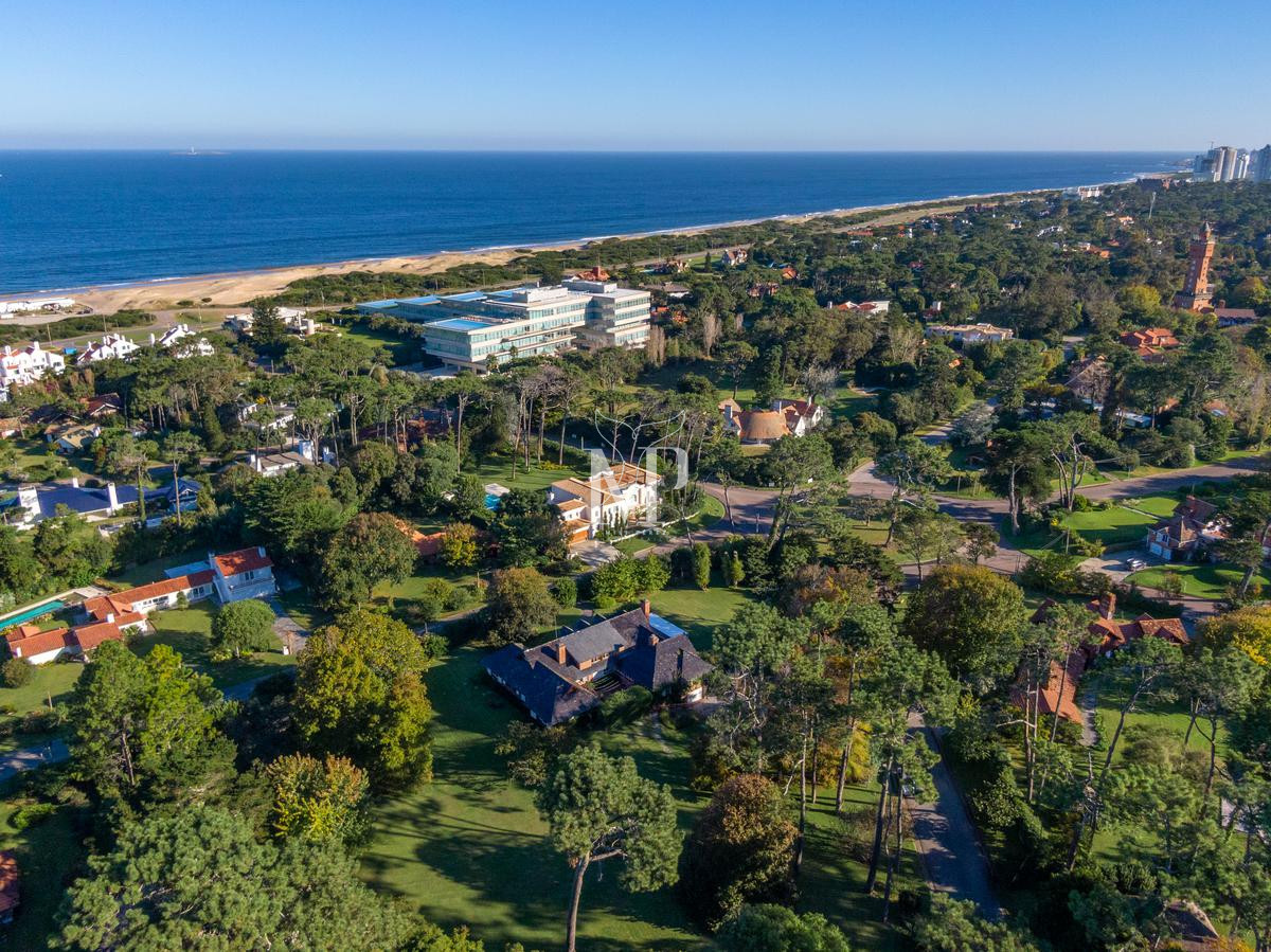 Casa ID.91 - Hermosa casa de 5 dormitorios en venta