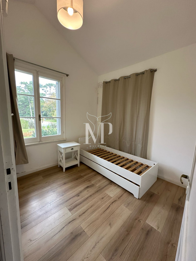 Casa ID.68 - Casa ideal para clinica privada, zona comercial, Punta del Este