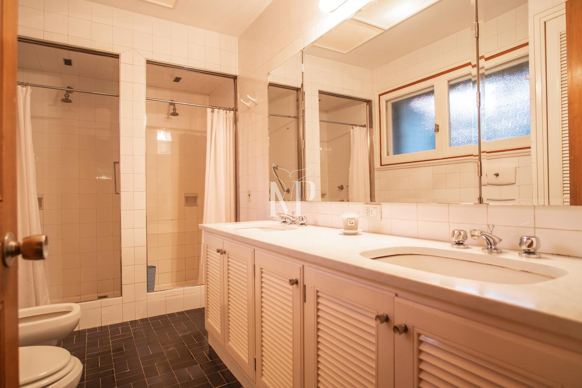 Casa ID.91 - Hermosa casa de 5 dormitorios en venta