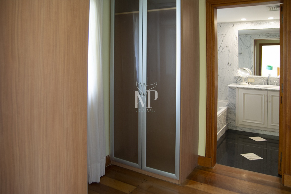 Casa ID.87 - Espectacular Mansion frente al mar, Playa Mansa.